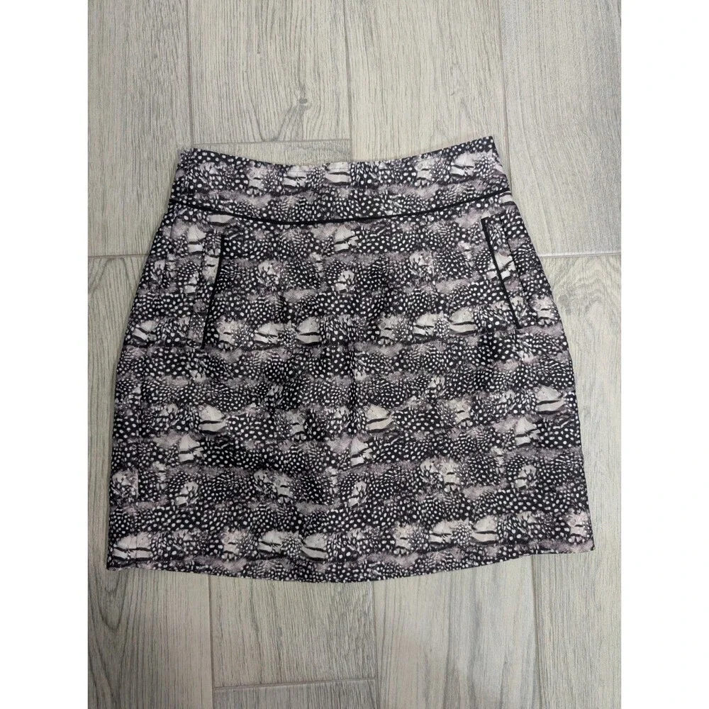 J.Crew Mini Skirt Sz 2 Feather Print Lined with Slip Pockets Back Zipper EUC 124